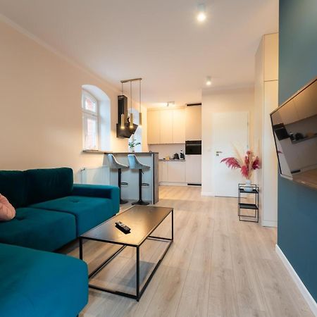 Apartament Smile - Z Prywatnym Monitorowanym Parkingiem By Spaceapart Jelenia Góra Kültér fotó
